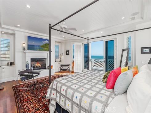 17027 S Pacific Avenue, Sunset Beach, CA