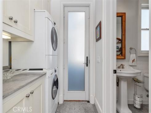 17027 S Pacific Avenue, Sunset Beach, CA