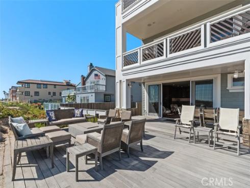 17027 S Pacific Avenue, Sunset Beach, CA