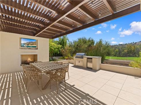 17 Canada Oaks , Trabuco Canyon, CA