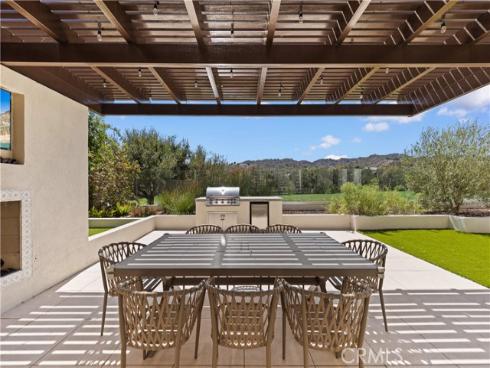 17 Canada Oaks , Trabuco Canyon, CA
