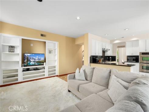 61 Summitcrest , Trabuco Canyon, CA