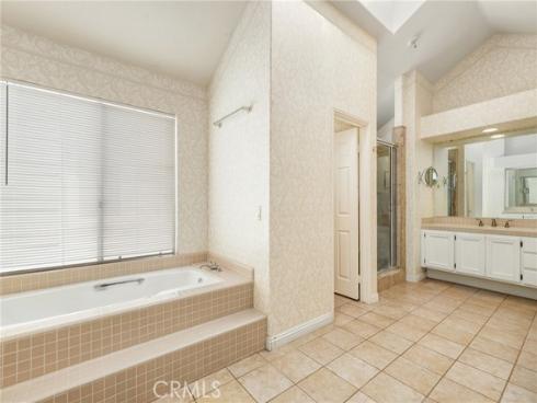 61 Summitcrest , Trabuco Canyon, CA
