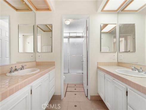 61 Summitcrest , Trabuco Canyon, CA