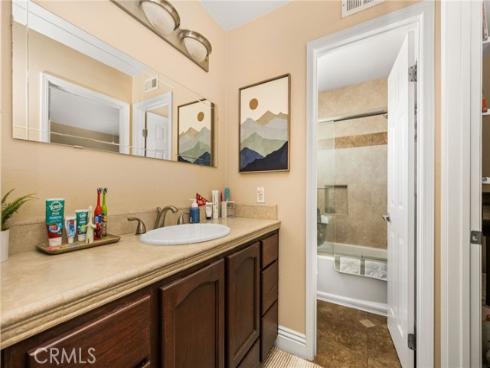 25  Homestead  , Trabuco Canyon, CA