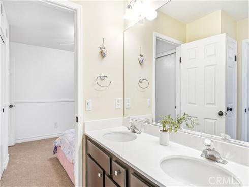 30 Moccasin Trail , Trabuco Canyon, CA