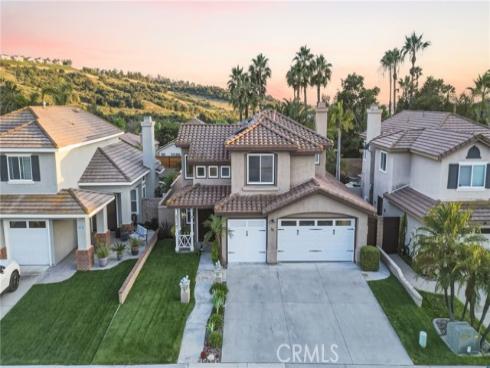 30 Moccasin Trail , Trabuco Canyon, CA