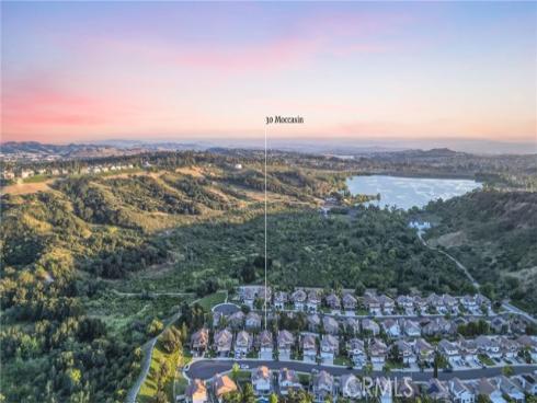 30 Moccasin Trail , Trabuco Canyon, CA