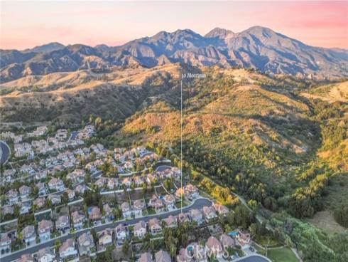 30 Moccasin Trail , Trabuco Canyon, CA