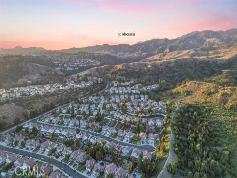 30 Moccasin Trail , Trabuco Canyon, CA