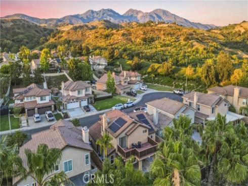 30 Moccasin Trail , Trabuco Canyon, CA