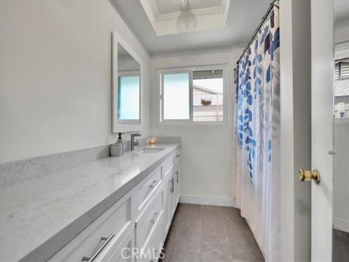 13902 Yorba 14C , Tustin, CA