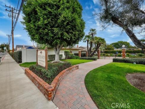 13902 Yorba 14C , Tustin, CA