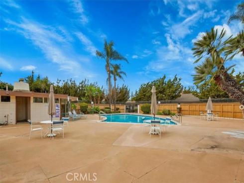 13902 Yorba 14C , Tustin, CA