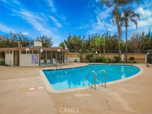 13902 Yorba 14C , Tustin, CA