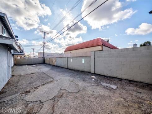 15821 S Myrtle , Tustin, CA