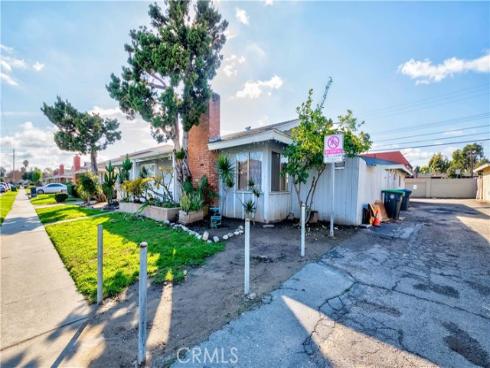 15821 S Myrtle , Tustin, CA