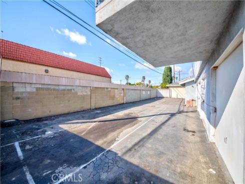 15821 S Myrtle , Tustin, CA