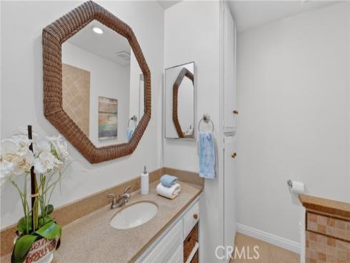 1881 Mitchell 95 , Tustin, CA