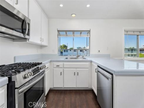 428 W 1st Street, Tustin, CA