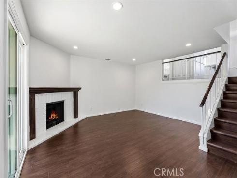 428 W 1st Street, Tustin, CA