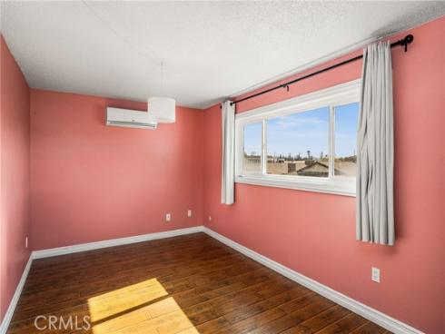 473 E 1st  , Tustin, CA