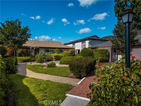473 E 1st  , Tustin, CA