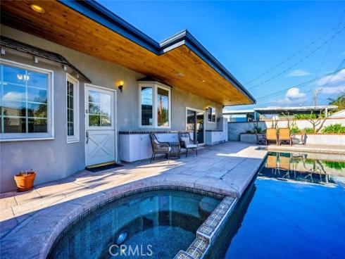 14132  Carfax  , Tustin, CA