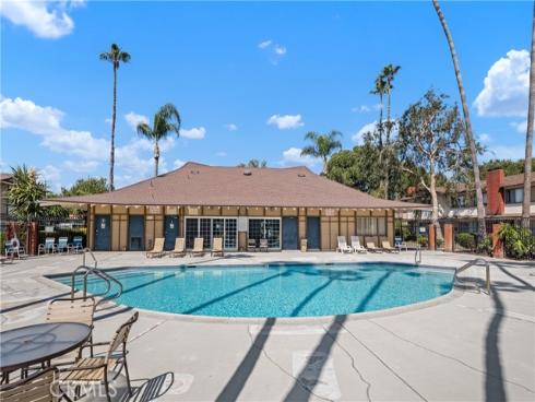 1722 Mitchell 172 , Tustin, CA
