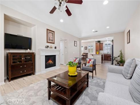 1413 Manchester Way, Tustin, CA