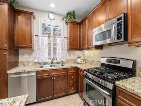 1413 Manchester Way, Tustin, CA