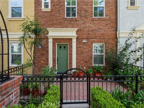1413 Manchester Way, Tustin, CA