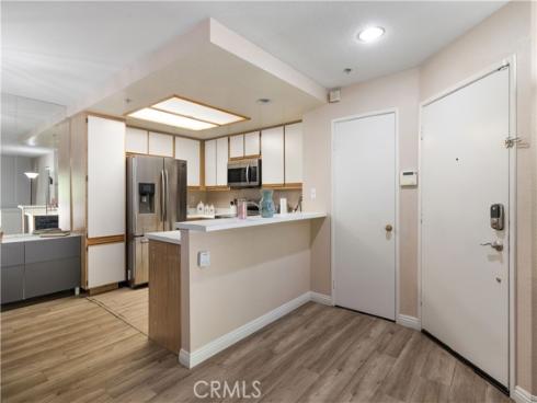 2800  Keller  239 , Tustin, CA