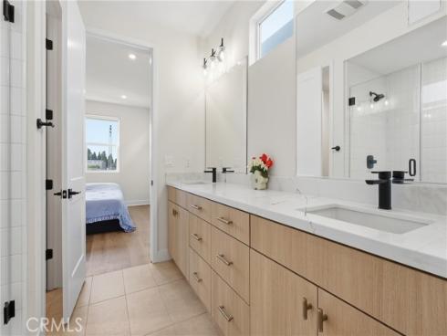 133 Jessup , Tustin, CA