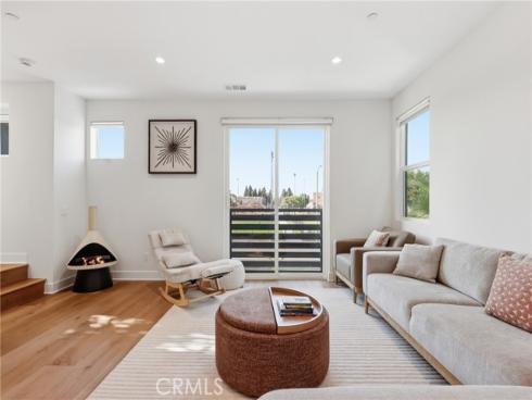 133 Jessup , Tustin, CA