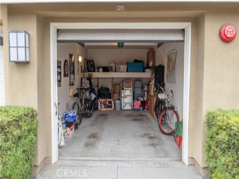 251  Gallery  , Tustin, CA