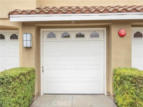 251  Gallery  , Tustin, CA