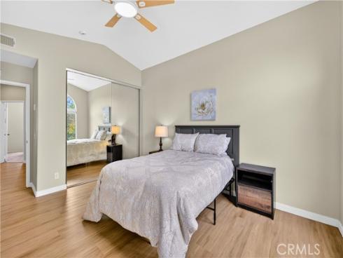 2329 Sunningdale , Tustin, CA