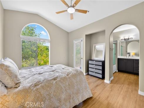 2329 Sunningdale , Tustin, CA