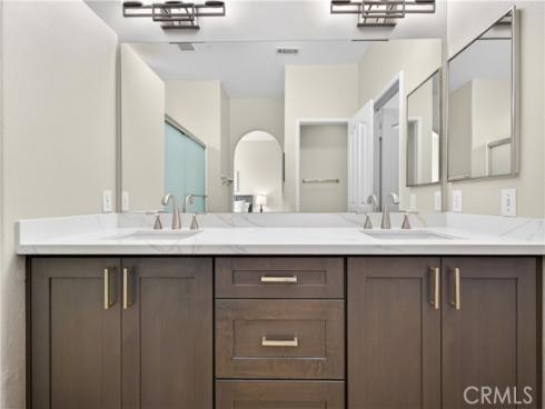 2329 Sunningdale , Tustin, CA