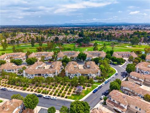 2329 Sunningdale , Tustin, CA