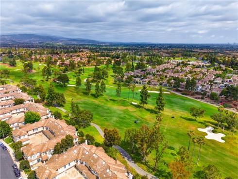 2329 Sunningdale , Tustin, CA