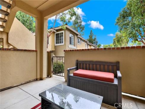 154  Gallery  , Tustin, CA
