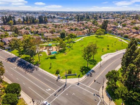 2756 Monza , Tustin, CA