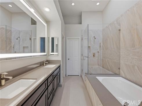 2493 Tequestra , Tustin, CA