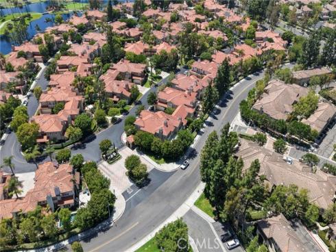2493 Tequestra , Tustin, CA