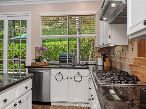 2573 Newman , Tustin, CA