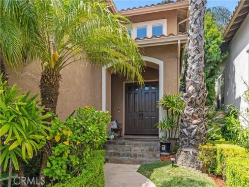 2573 Newman , Tustin, CA