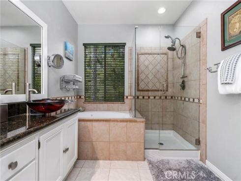 2573 Newman , Tustin, CA