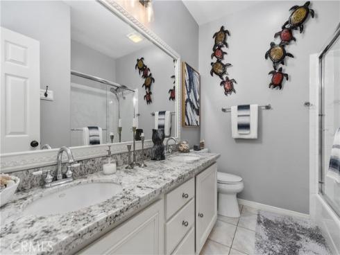 2573 Newman , Tustin, CA